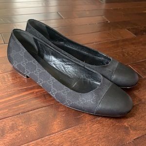 Gucci Black Cap-Toe Flats | 39.5 (9.5)